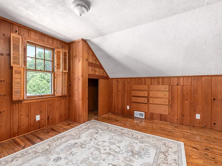 259 Jackson St — Photo 22