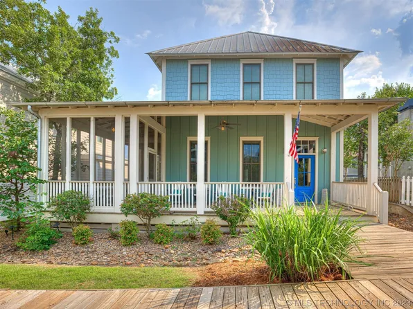 38 Boardwalk, Eufaula, OK 74432