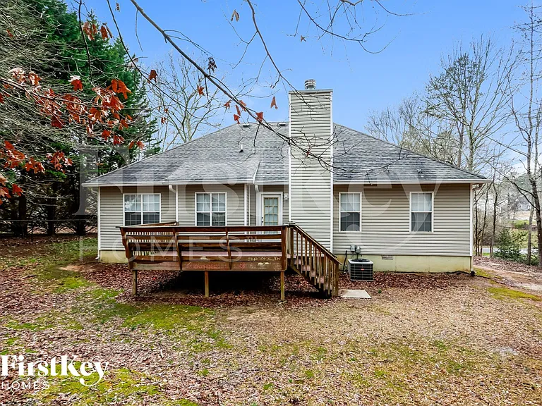 241 Ryan Rd — Photo 15