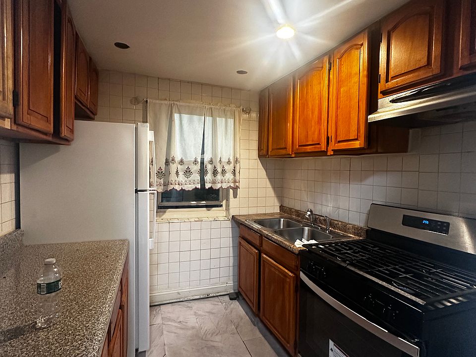 1st image of 1339 Beach Ave APT 1F