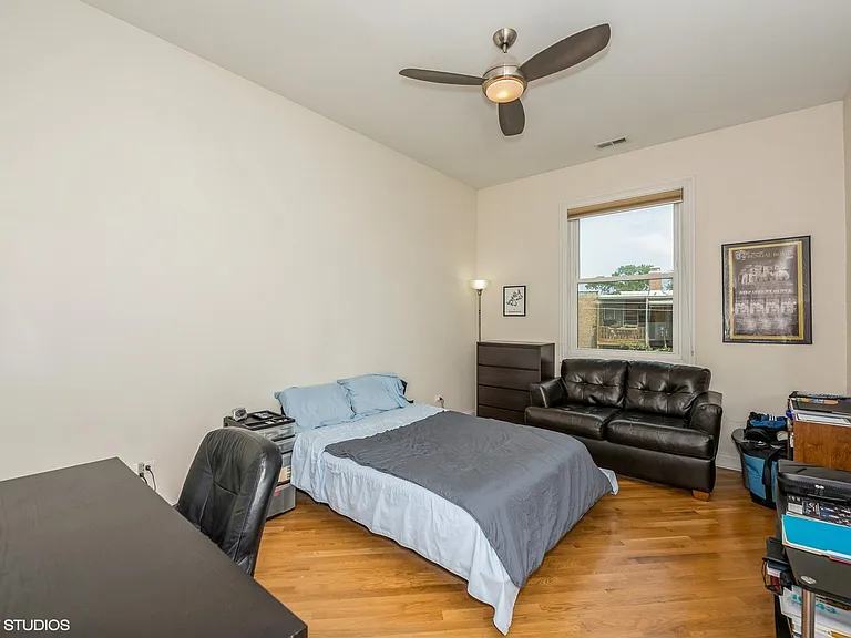 2905 N Halsted St #302 — Photo 8