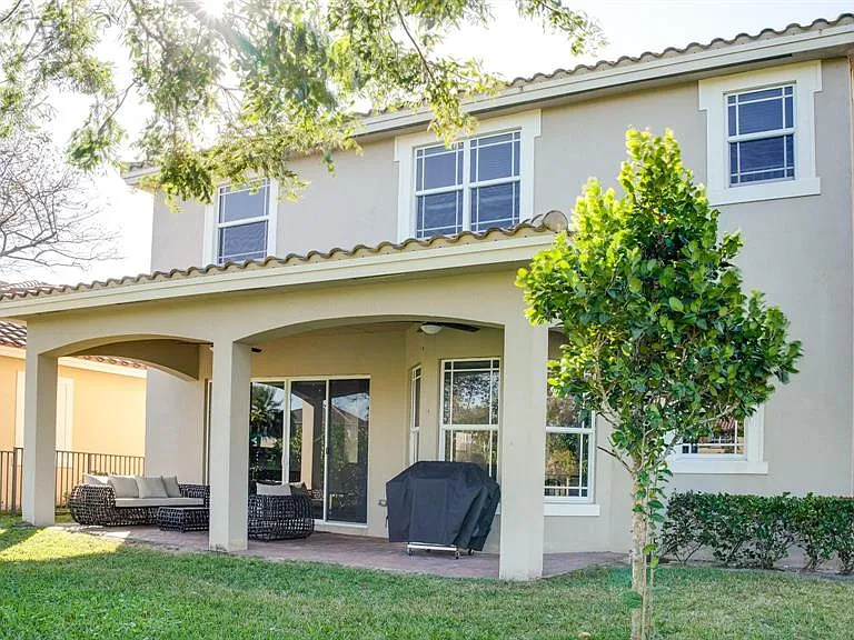 9911 S Miralago Way — Photo 36