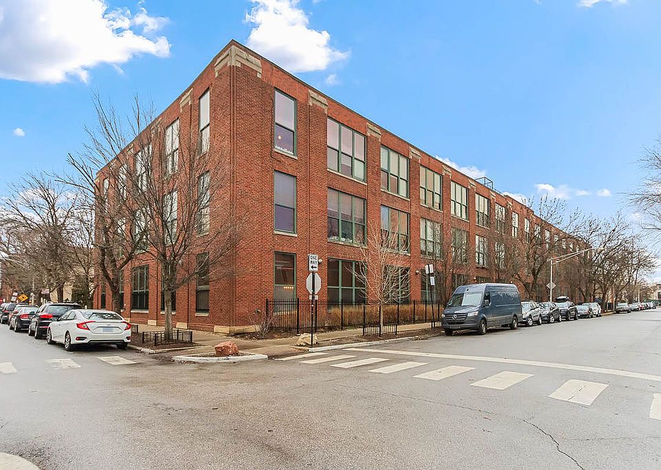 1st image of 2650 W Belden Ave #107