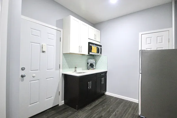 Rented by Nooklyn NYC LLC | media 5