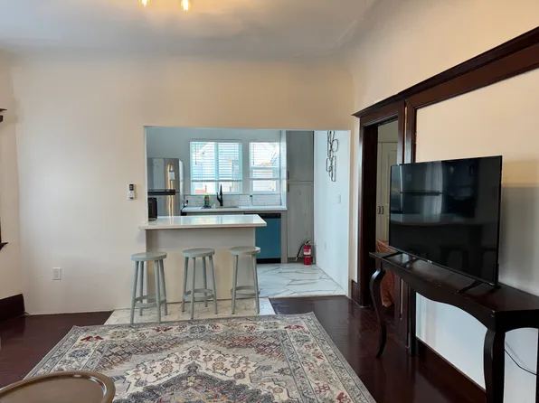 2340 Parker St #2, Berkeley, CA 94704