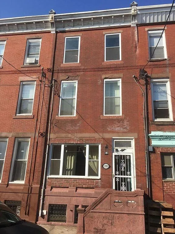1503 Morris St photo 1