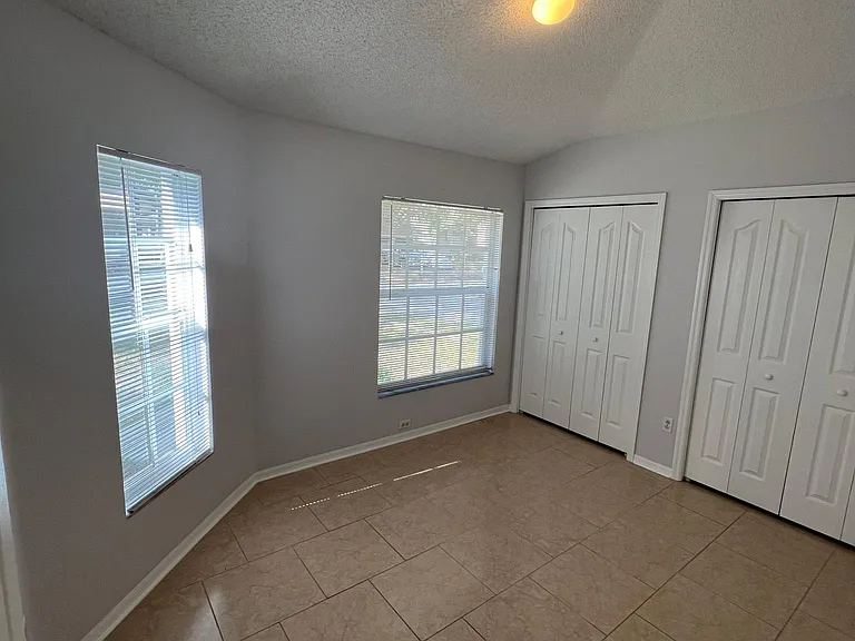 13709 Staghorn Rd — Photo 18