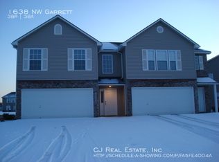 1638 NW Garrett Dr, Blue Springs, MO 64015