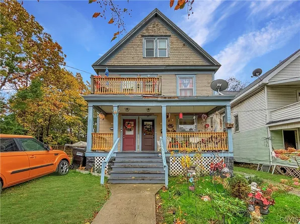 240-42 McKinley Ave, Syracuse, NY 13205