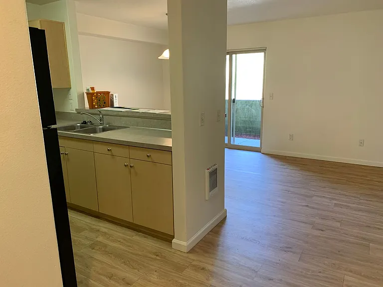Falcon Ridge Apartments — Photo 5