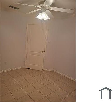 2nd image of 905 Country Creek Ln