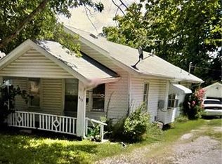 517 N Birch St, Ottawa, KS 66067