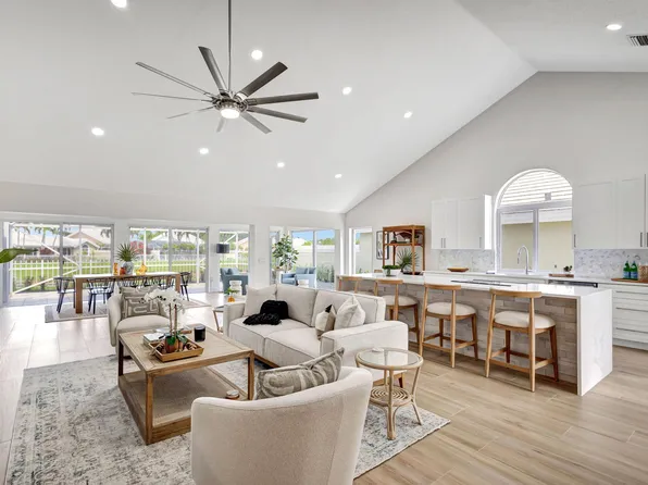 2348 Saratoga Bay Drive, West Palm Beach, FL 33409
