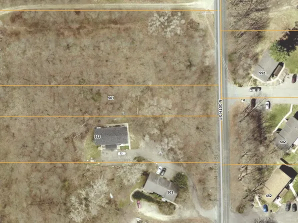 561 N 30th St, Galesburg, MI 49053