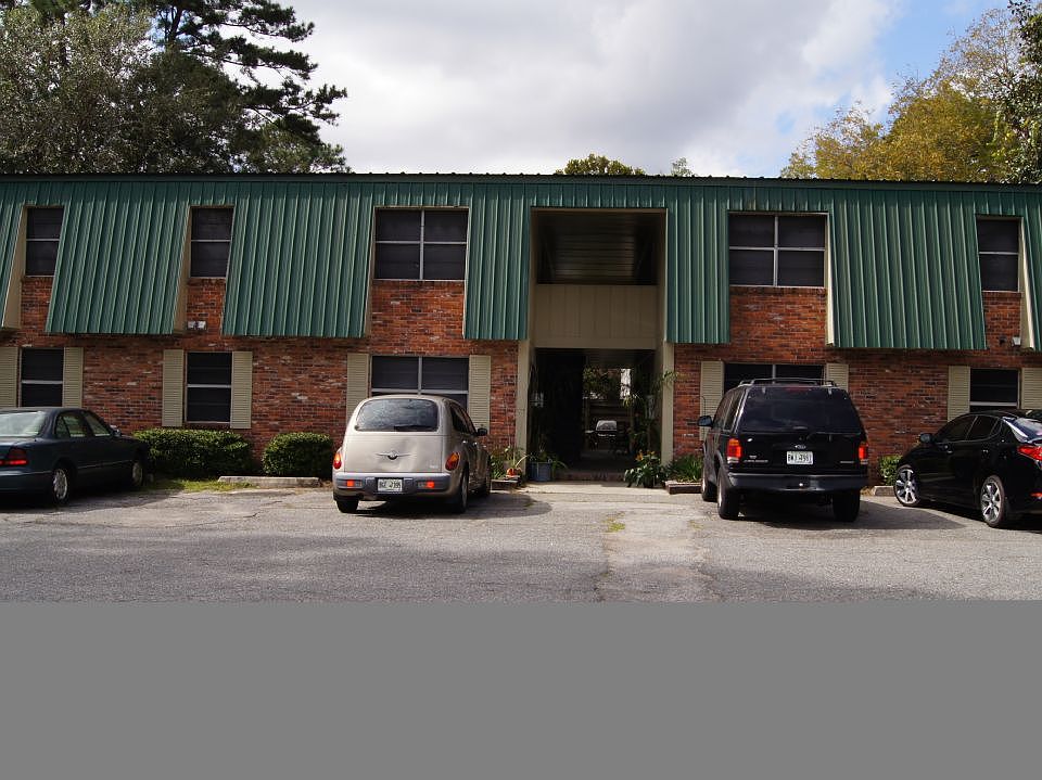 1st image of 720 E Park Ave APT 7