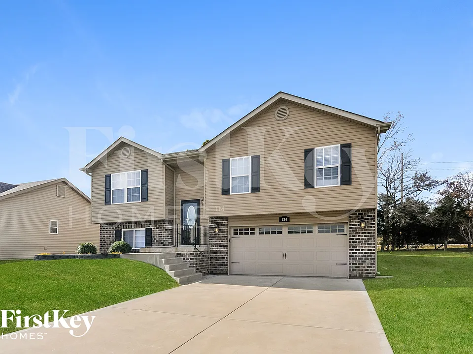 124 Intrepid Ave