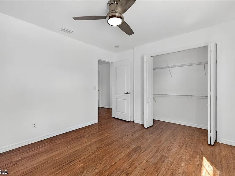 2858 Via Campania St — Photo 21