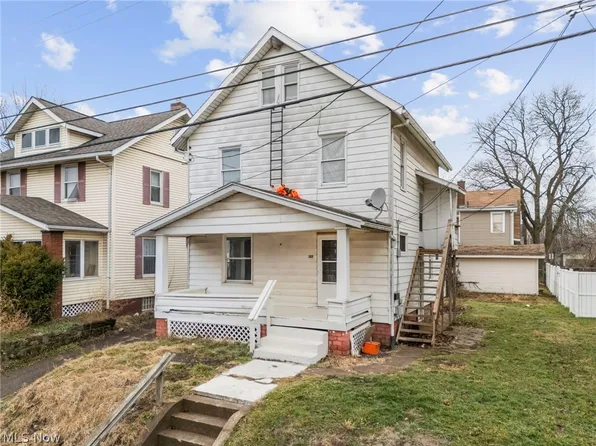 3029 7th St SW, Canton, OH 44710
