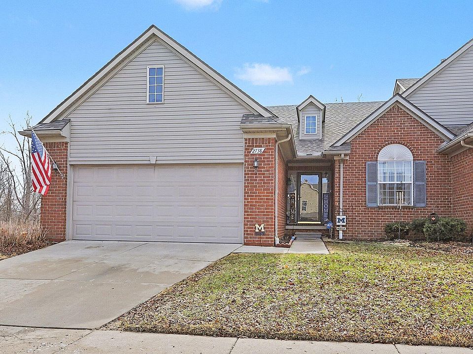 1st image of 2738 Ambassador Dr