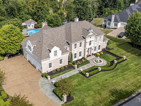 4th image of 529 Salem Heights Dr