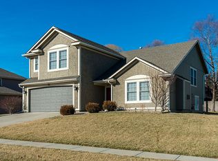 704 154th Pl, Basehor, KS 66007