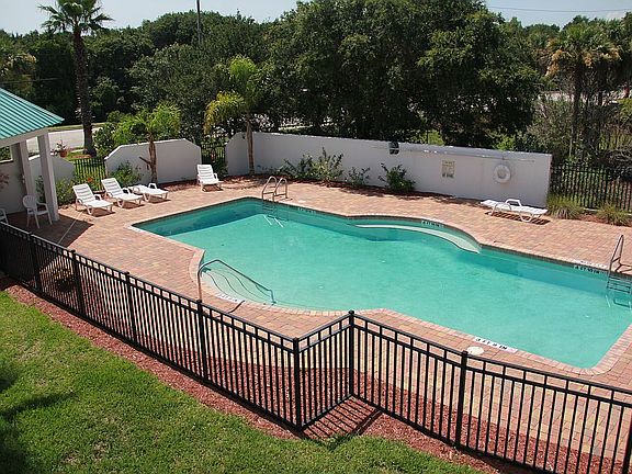 2nd image of 931 A1a Beach Blvd Unit 202