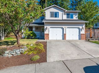 480 SW Regency Dr, Oak Harbor, WA 98277