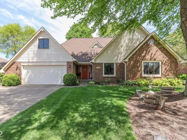 275 Adrienne Dr, Greenwood, IN 46142