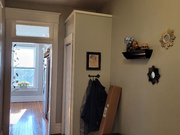 Entry way and coat closet