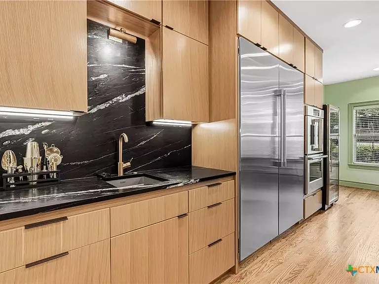 3201 Edward Dr — Photo 10