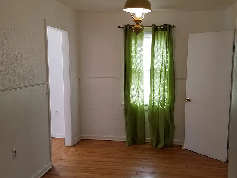 630 1/2 S Huttig Ave — Photo 7