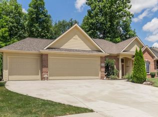1818 Bent Tree Ct, Auburn, IN
