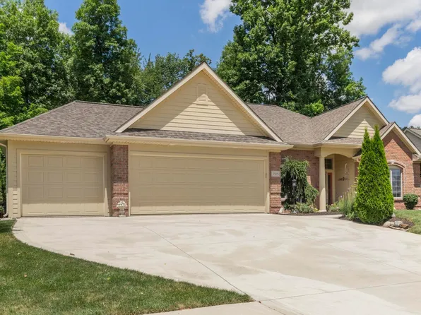 1818 Bent Tree Ct, Auburn, IN 46706