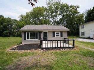 1221 Abington Rd, Akron, OH 44312