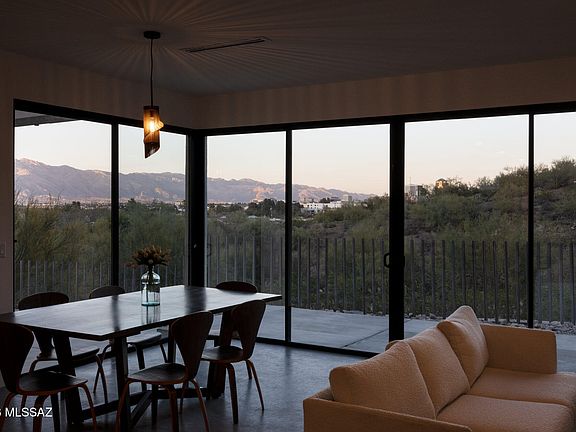 5th image of 1380 W Sentinel View Loop