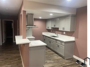12215 216th St APT 1, Hawaiian Gardens, CA 90716
