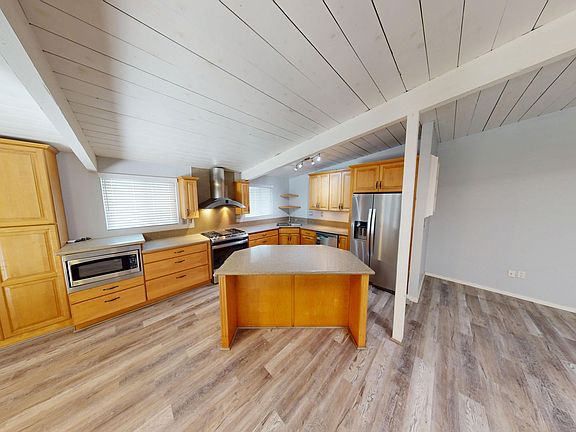 4th image of 4976 Chaparral Way