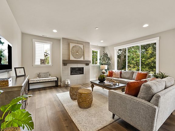 Photos from previous 2697 model by RM Homes - finishes and colors will vary