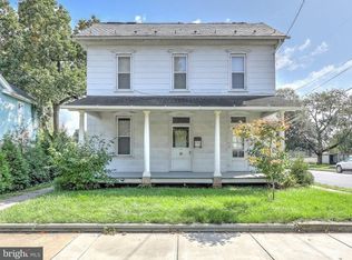 233 Marietta Ave, Mount Joy, PA 17552