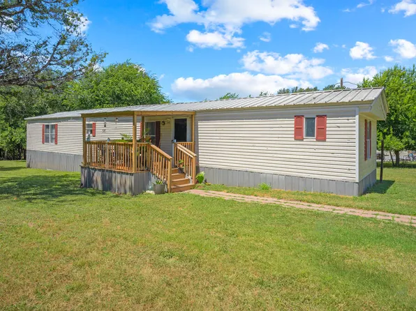 103 Deerfield, Kerrville, TX 78028