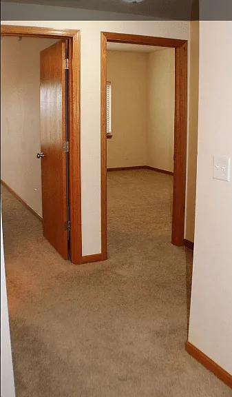 460 Cameron Way — Photo 14