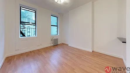 Rented by Wave Real Estate Group