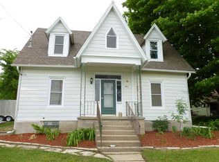 421 E Main St, West Branch, IA 52358