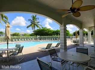 8252 Pacific Beach Dr, Fort Myers, FL 33966