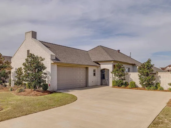 108 Vieux Carre Pl, Monroe, LA 71203