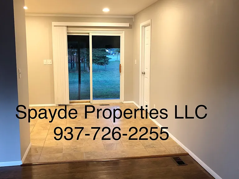 1051 Skylark Dr — Photo 10