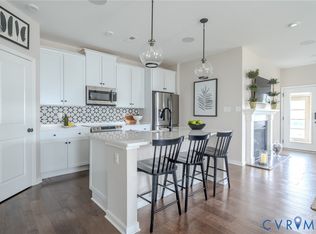 15906 Canoe Pointe Loop #14-4, Moseley, VA 23120