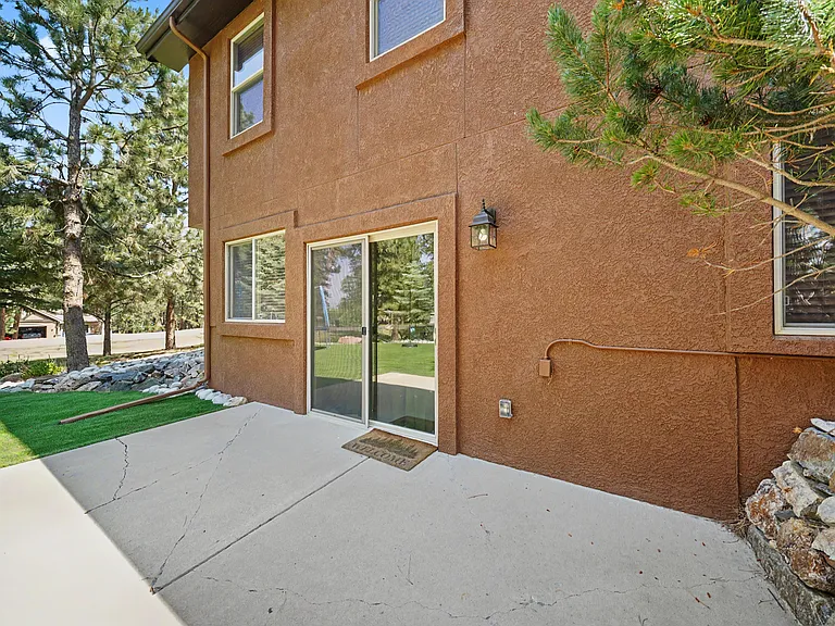 18145 Bakers Farm Rd — Photo 30