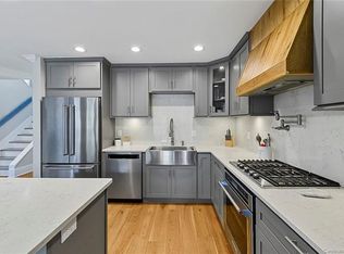 53 Old Post Rd, Lake Wylie, SC 29710