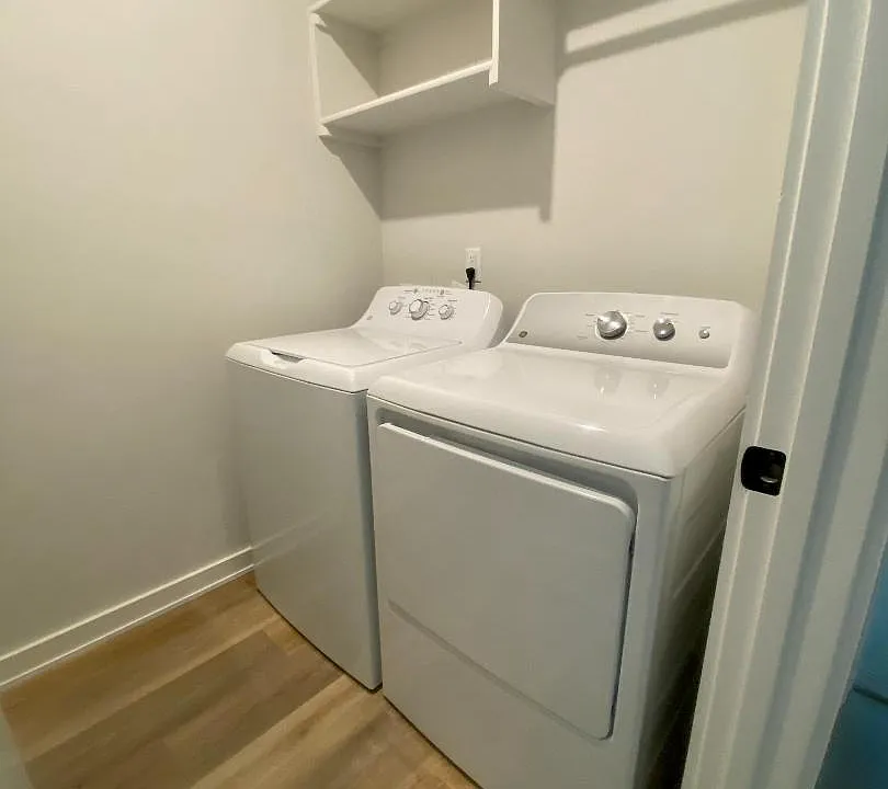 Unit Photo